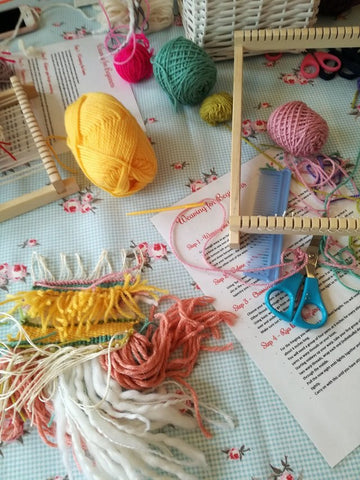 Tea and crafting hand weaving