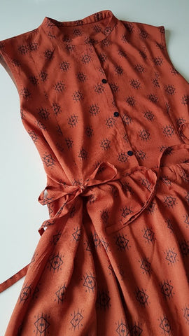 Laura tester Honeycomb shirt dress sewing pattern