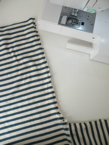 How-to-copycat-tutorial-Breton-Top-Sewing-Making-your-own-clothes-Coco-Wawa-Crafts-sewing-step-5-768x1024