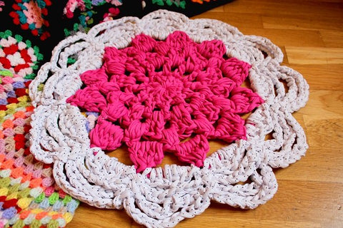 Rug-Crochet-floor-Coco-Wawa-Crafts