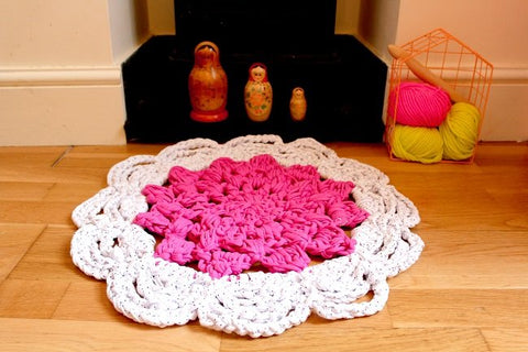 Rug-Crochet-living-room-Coco-Wawa-Crafts