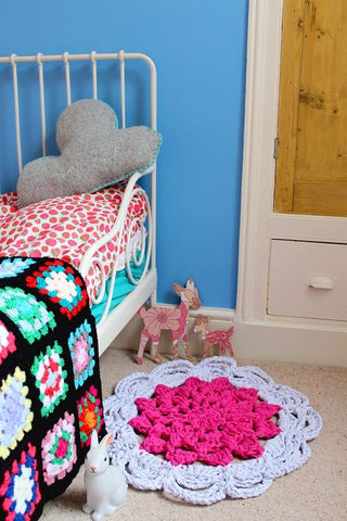 Rug-Crochet-room-Coco-Wawa-Crafts