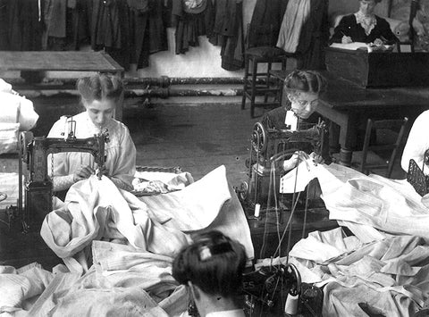 Manchester factory girls making men's shirts on Wheeler & Wilson machines, 1909.