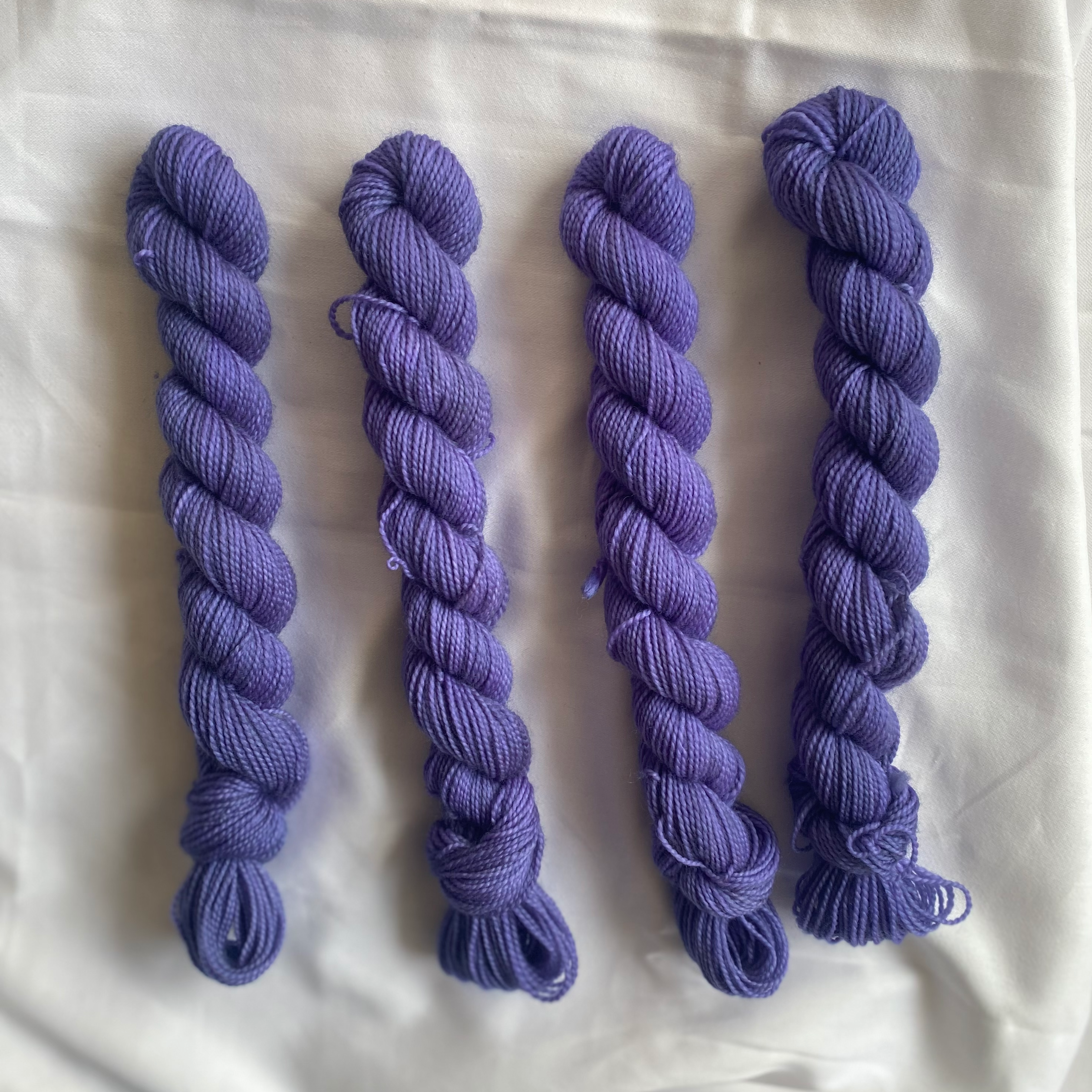 Se Acid Dye - Lavender hos Wool Collective