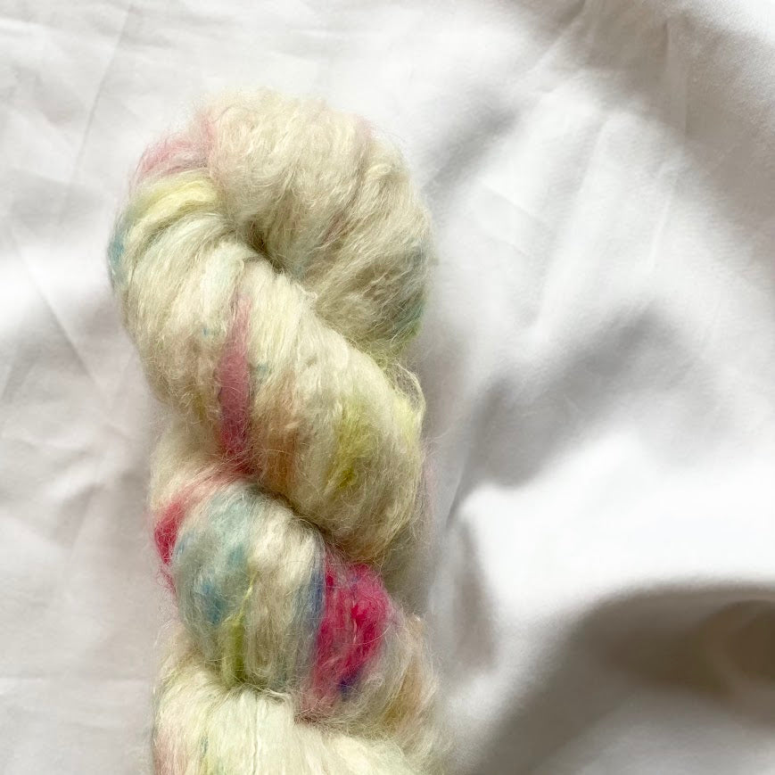 Se The Fluff: Yarnicorn hos Wool Collective