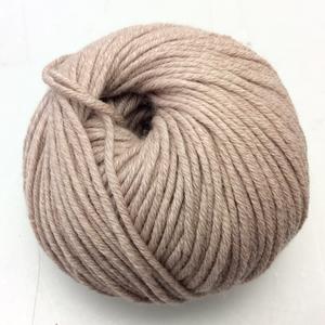 Se CottonWool 5: Beige (321) hos Wool Collective