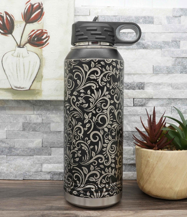 https://cdn.shopify.com/s/files/1/0653/1809/3013/products/Yeti-Polar-Camel-Water-Bottle-Laser-Engraved-Tooled-Leather_600x.jpg?v=1676085042