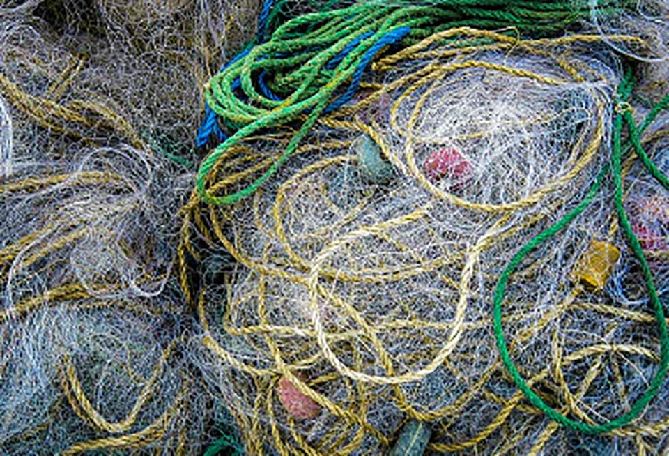 海を守るために漁網を再生したSDGsなナイロン製｜豊岡鞄スクールリュック「UMI」 ｜新しい発想のランドセル