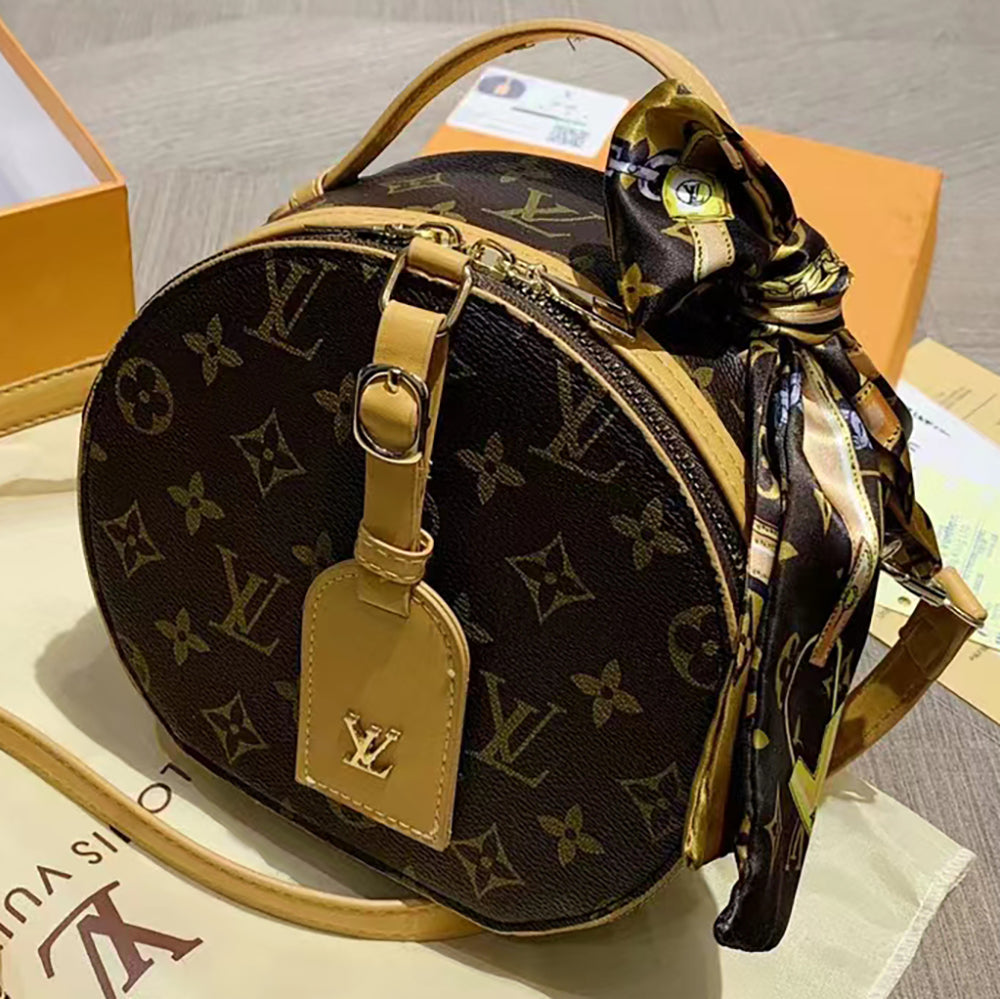 LV Louis vuitton Classic Alphabet Print Women's Zipper Round Cake Bag Shoulder Bag Crossbody Bag