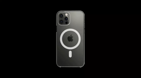 chargeur magnétique iPhone et Samsung qui se fixe sur un iPhone vue de profile ensuite l’iPhone se tourne de face et montre l’animation de chargement NFC