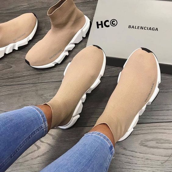 Balenciaga hot-selling socks and shoes fashion men and women socks and boots shoes