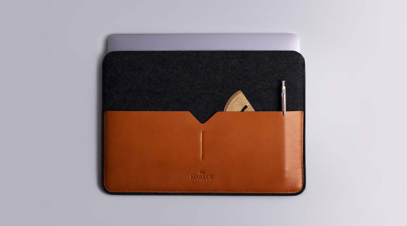Leather MacBook Sleeve Black Edition | Harber London