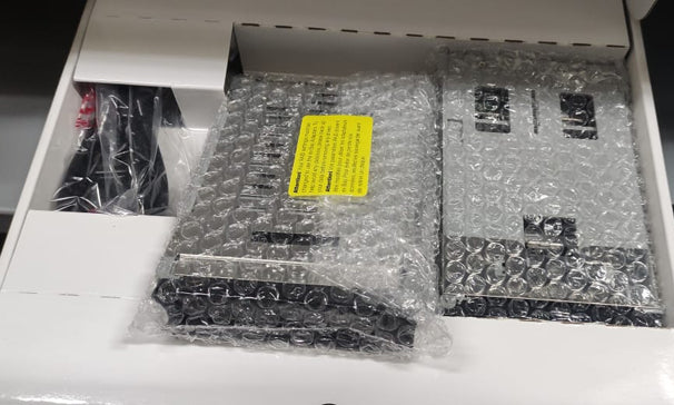 ev Carriers, packed in the box separately