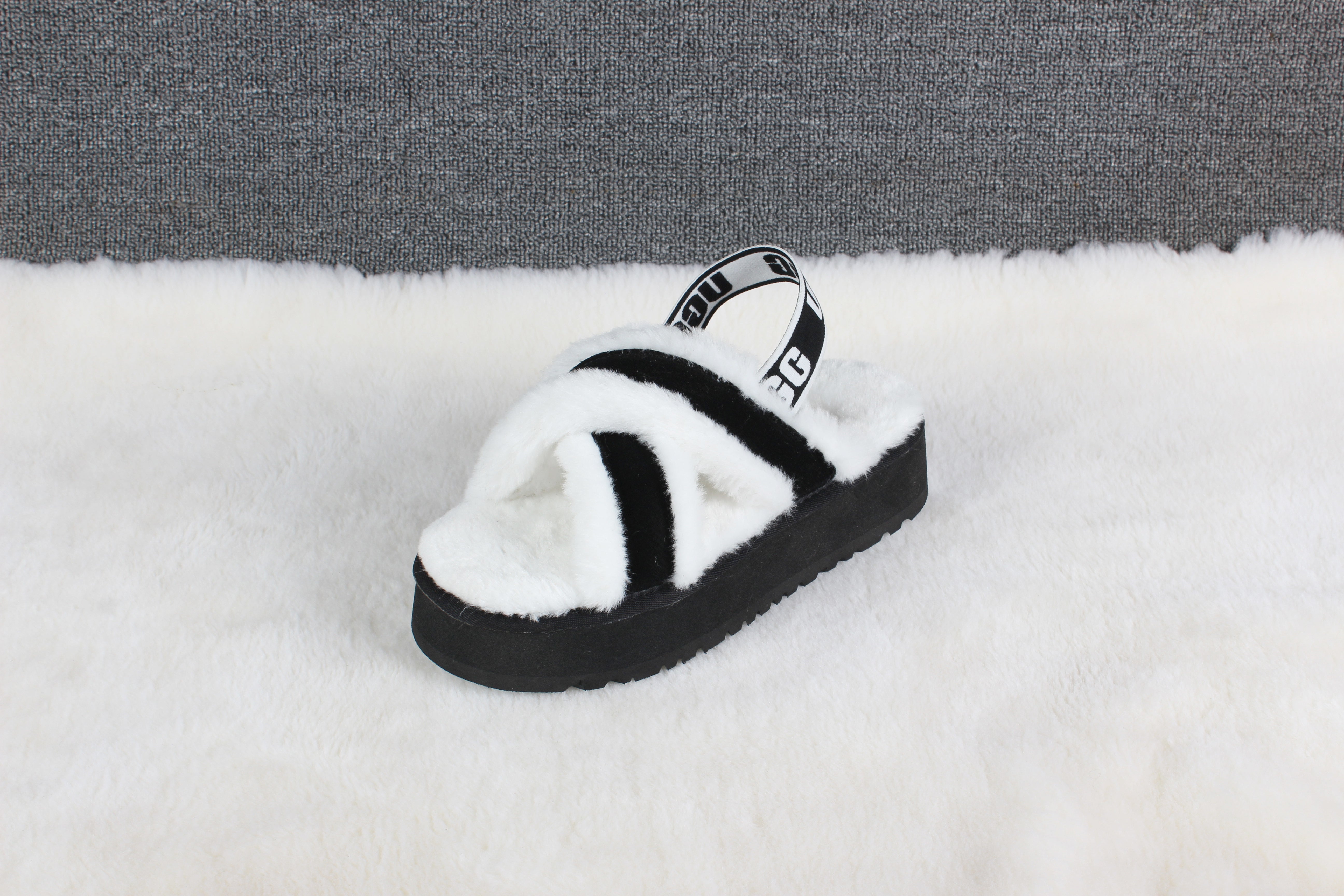 UGG Platform Crossover Slipper Sandals Shoes