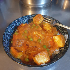 Curried paneer