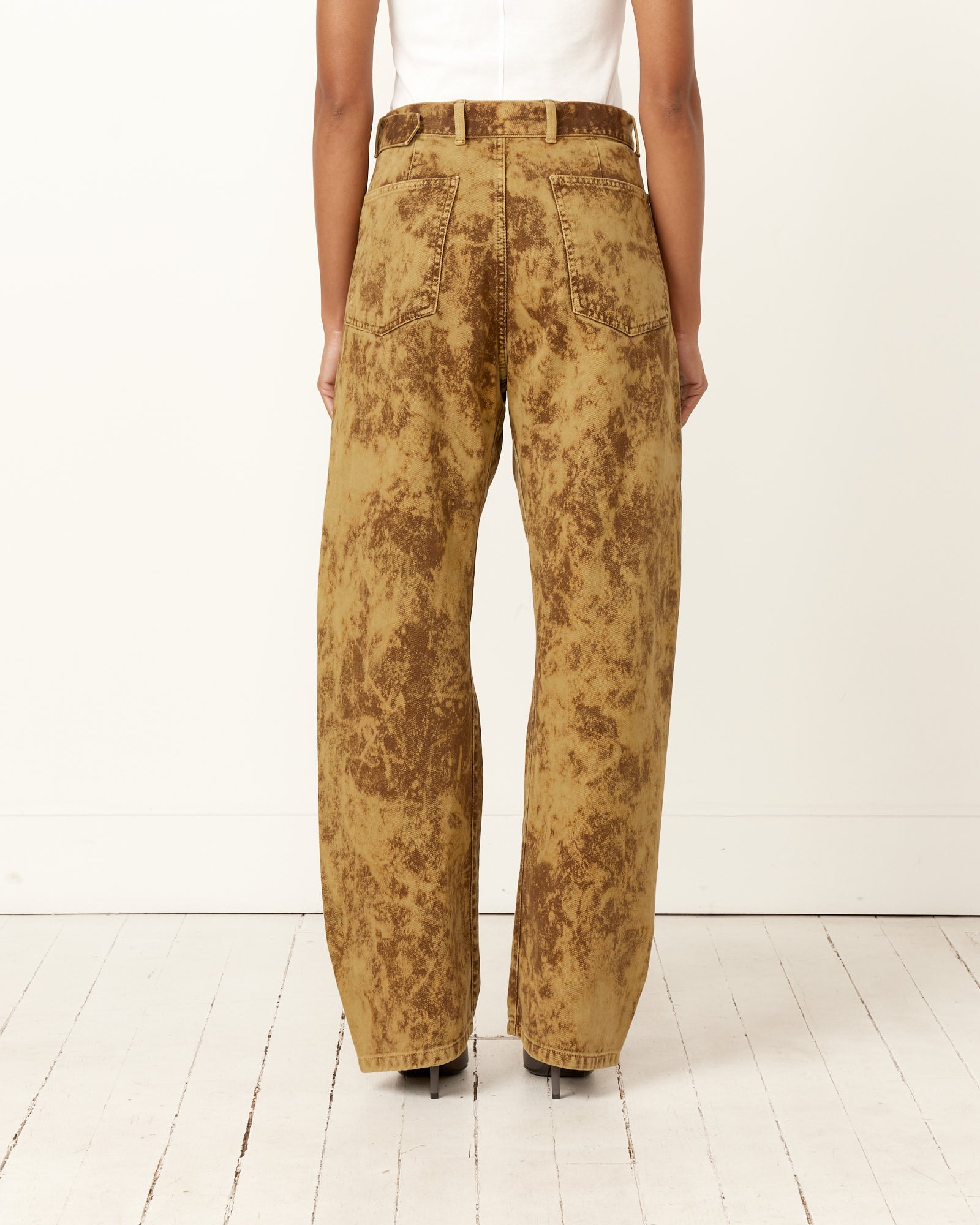 Espresso Twisted Belted Pants in Garment Dyed Denim | LEMAIRE