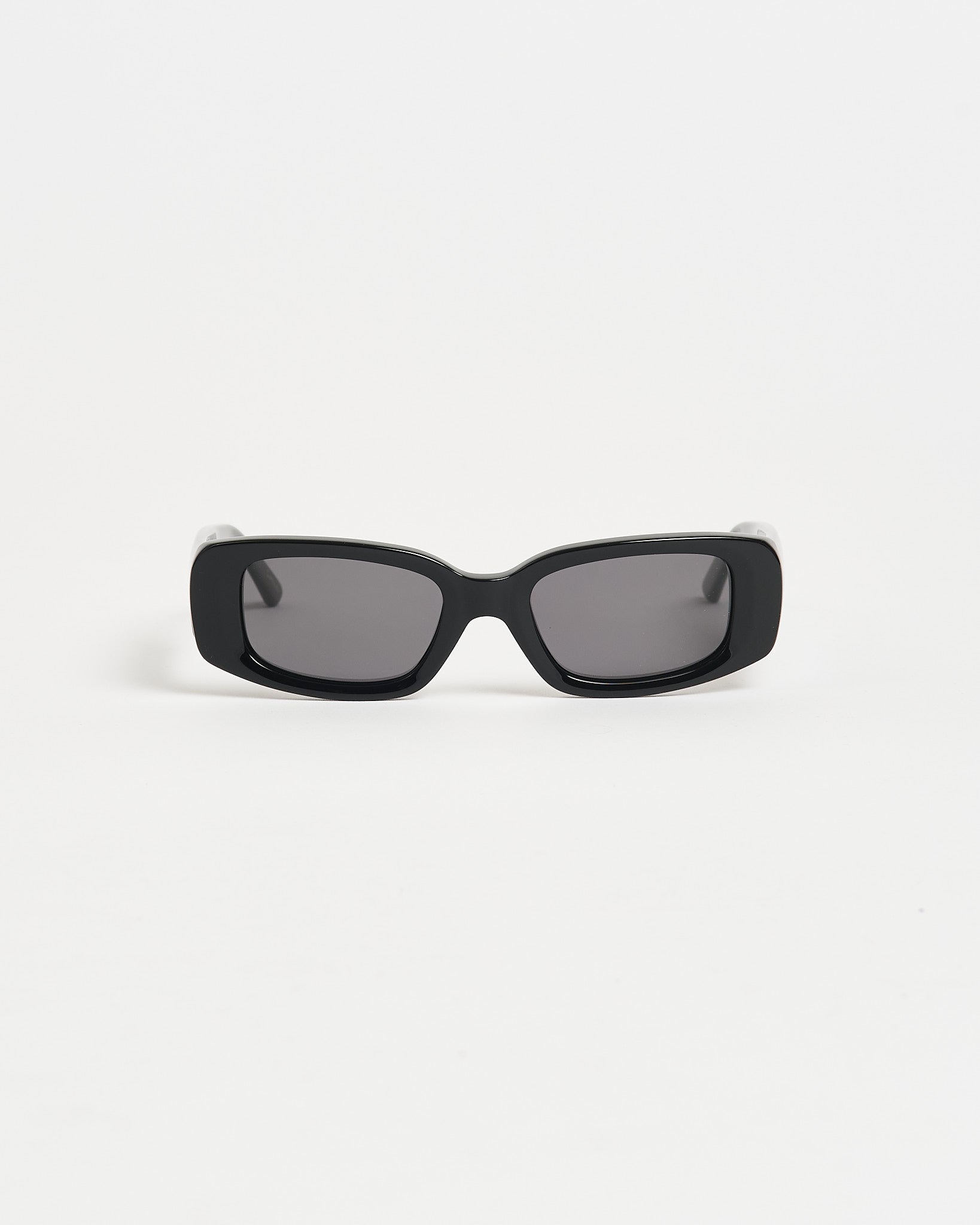 Mohawk General Store | Chimi | 10.2 Sunglasses in Black