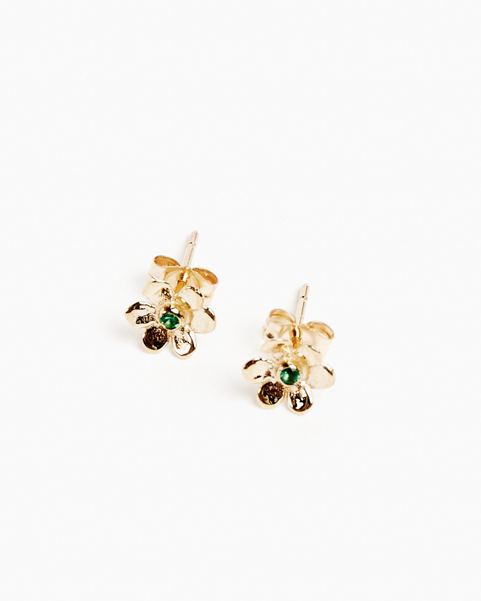 14k Mini Daisy Studs in Emerald