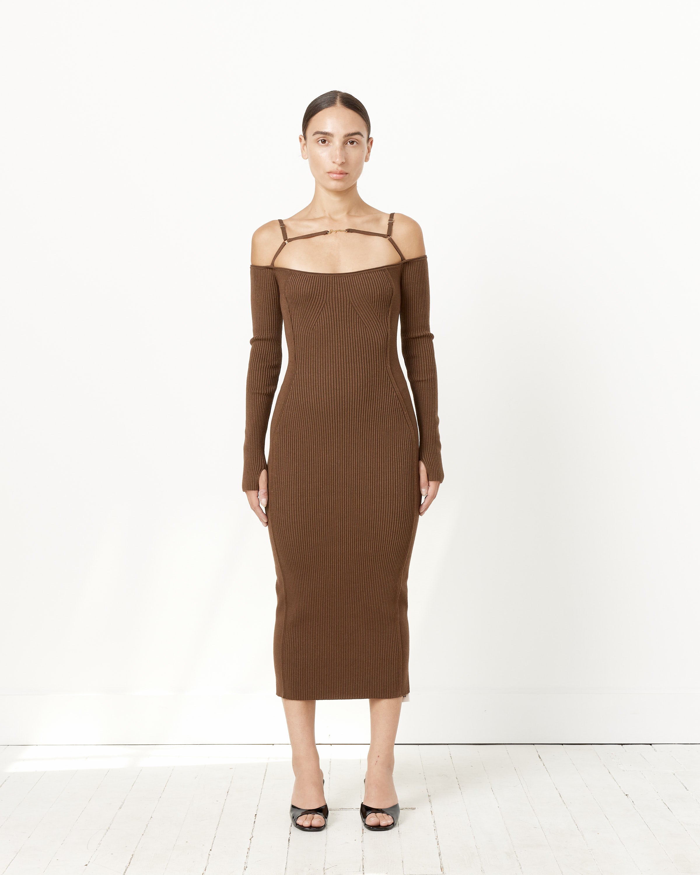 La Robe Maille Noeud Dress in Dark Brown – Mohawk General Store