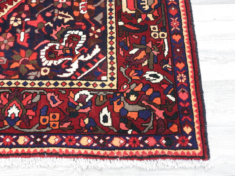Persian Hand Knotted Bakhtiari Rug Size: 217 x 318cm-Persian Rug-Rugs Direct