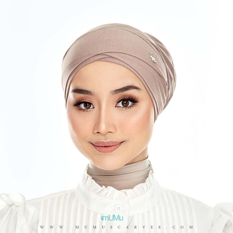 mUMu Criss Cross Snow Cap - Oak Brown