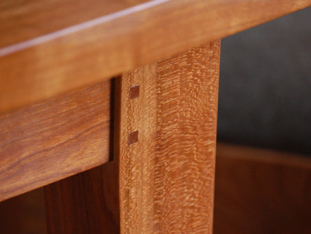 ricardo_dining_table_detail