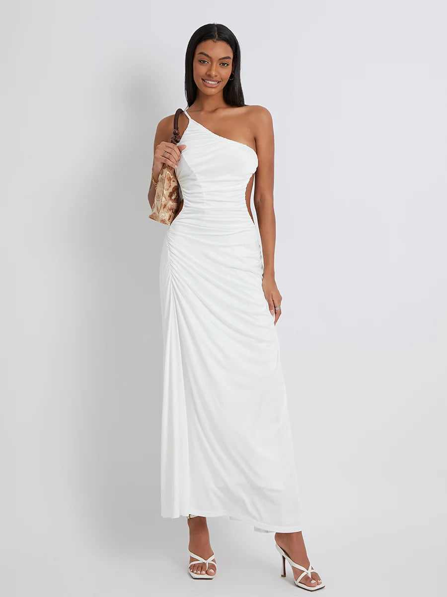 Elegant White Backless One-Shoulder Evening Dress with Flowy Hem - Image 3