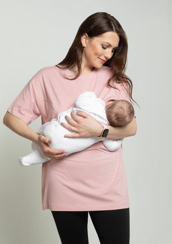 Chloe breastfeeding her daughter