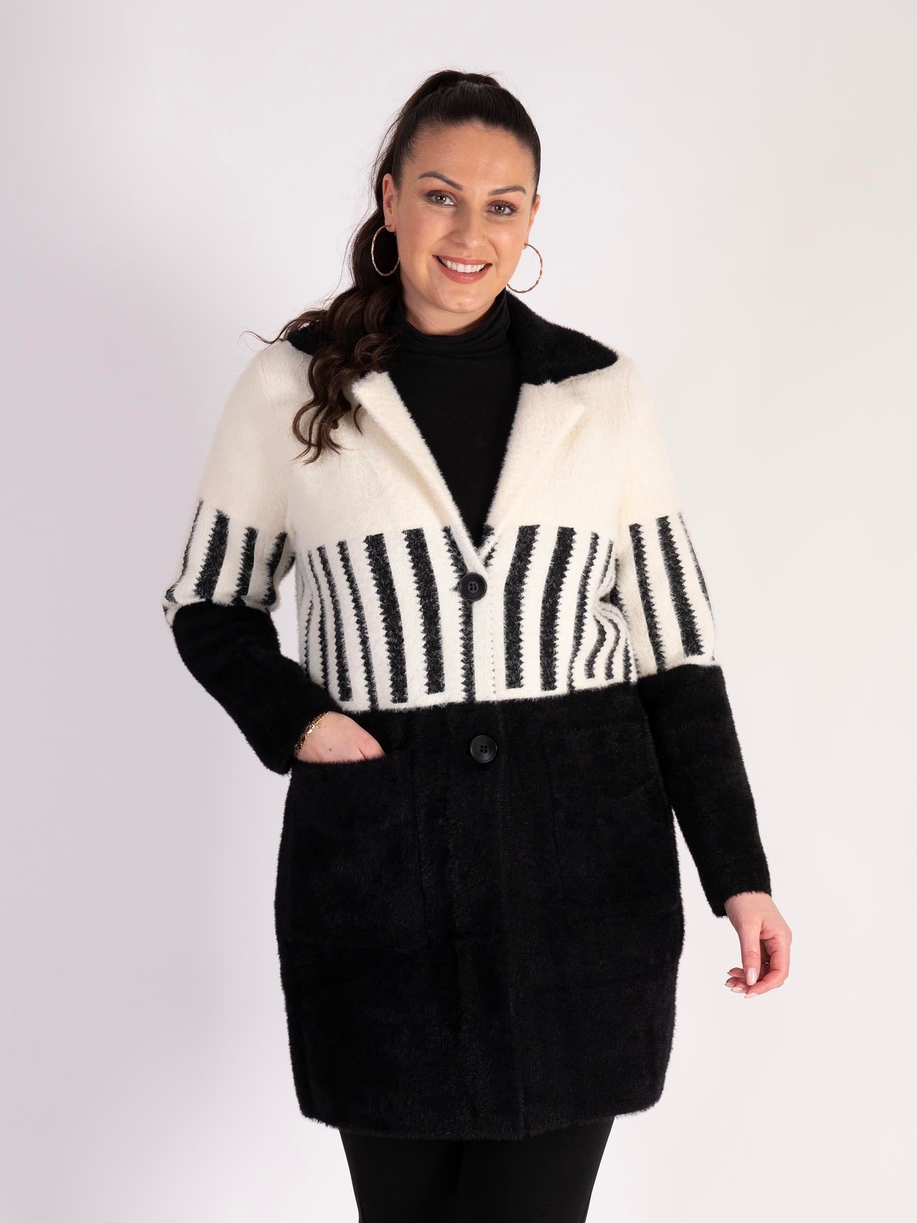 Black/White Contrast Piano Stripe Knitted Coat