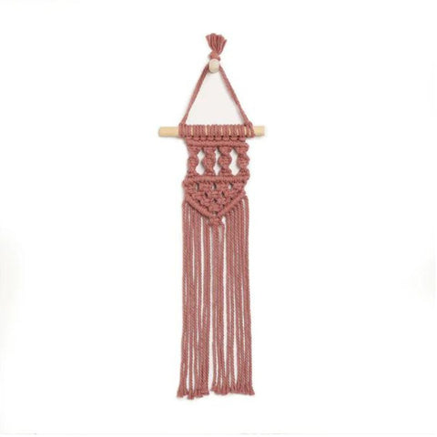 Free Macrame pattern for a Mini Wall hanging using Bernat Macrame