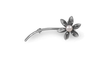 Pearly Flower Brooch