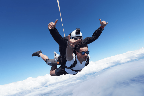 bapteme de parachutisme tandem avec un moniteur