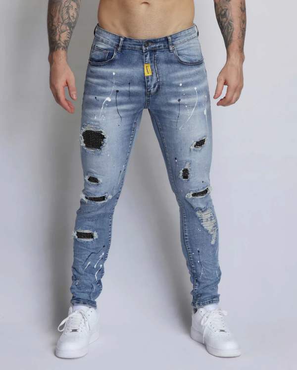 LOGEQI’s slim-fit ripped jeans