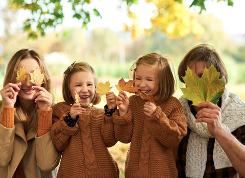 Bunte Blätter und Fröhlichkeit: Die 7 besten Ideen für den perfekten Kindergeburtstag im Herbst
