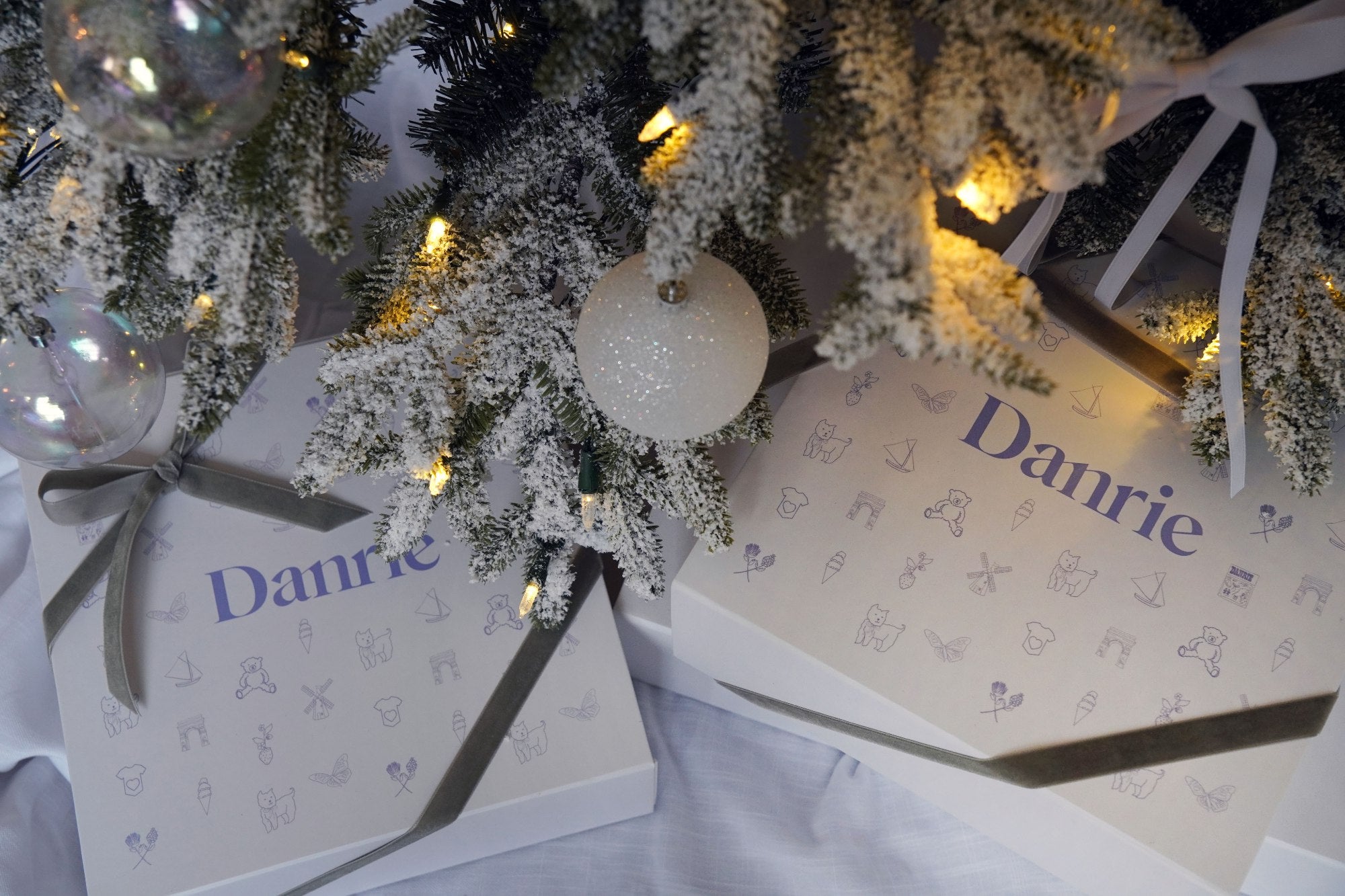 Danrie Gift Bundle Box