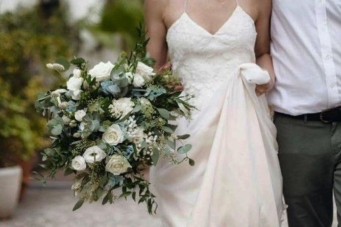 large rustic bridal bouquet