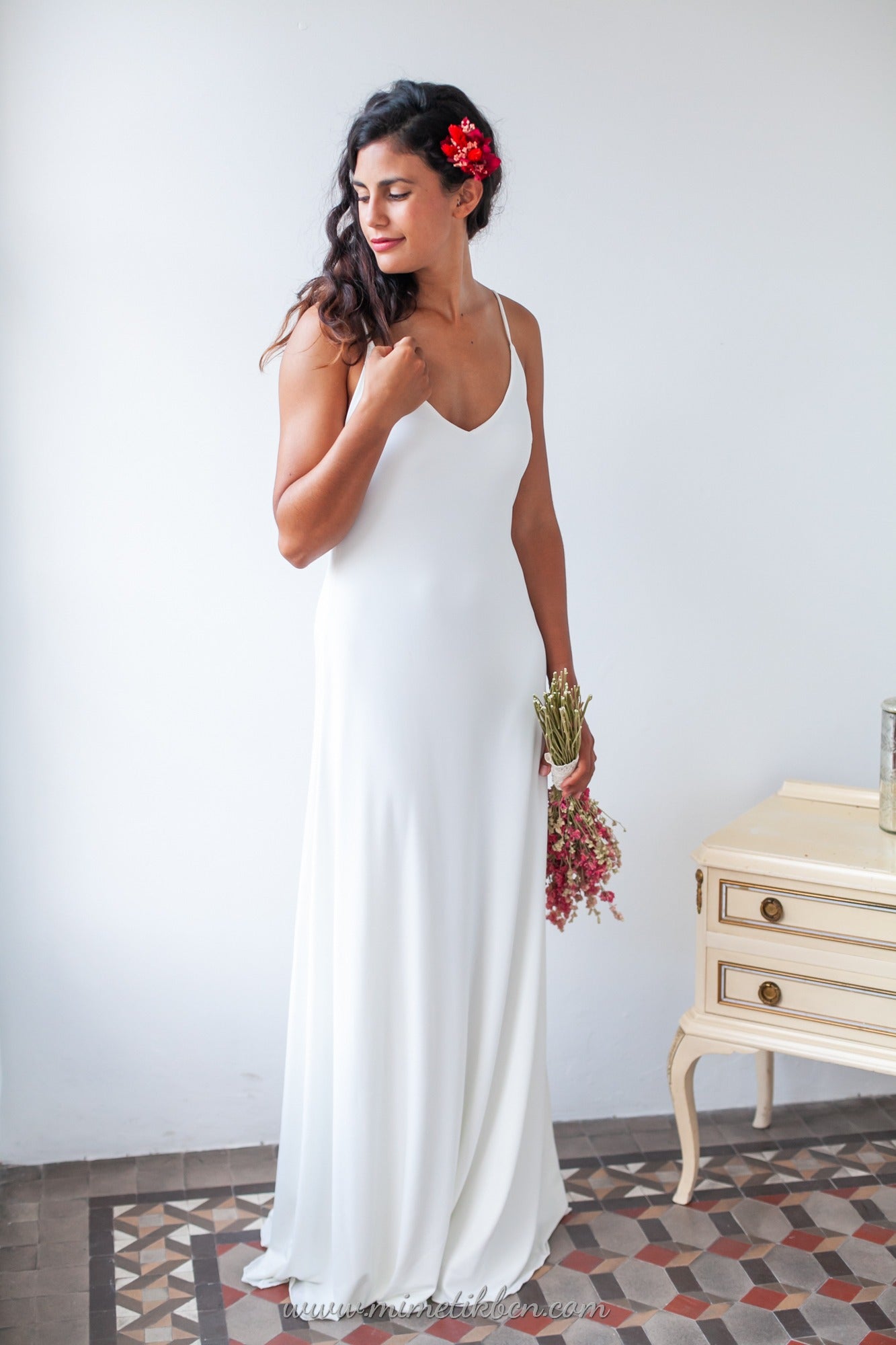 simple wedding dress for small wedding