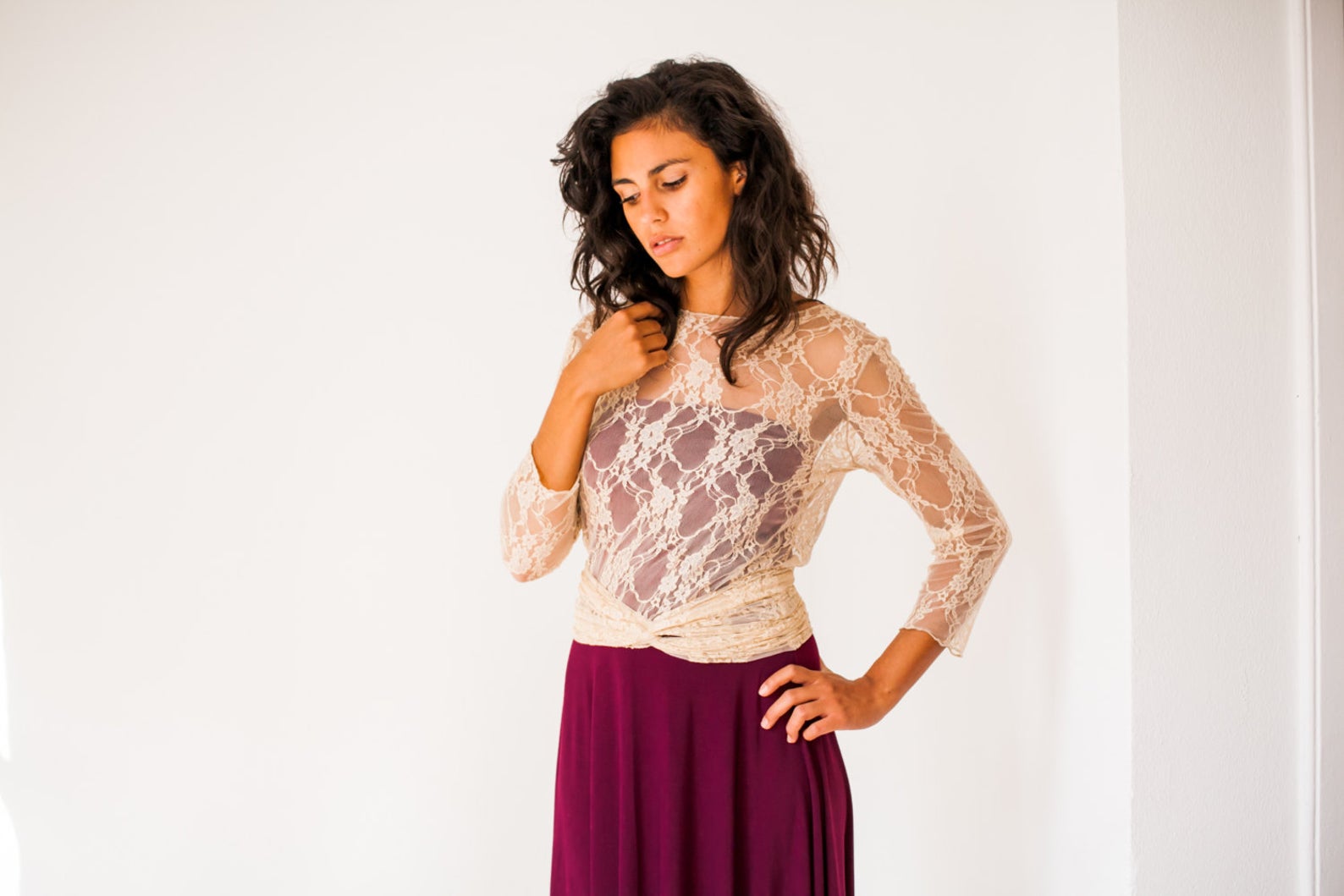 Lace sleeves model