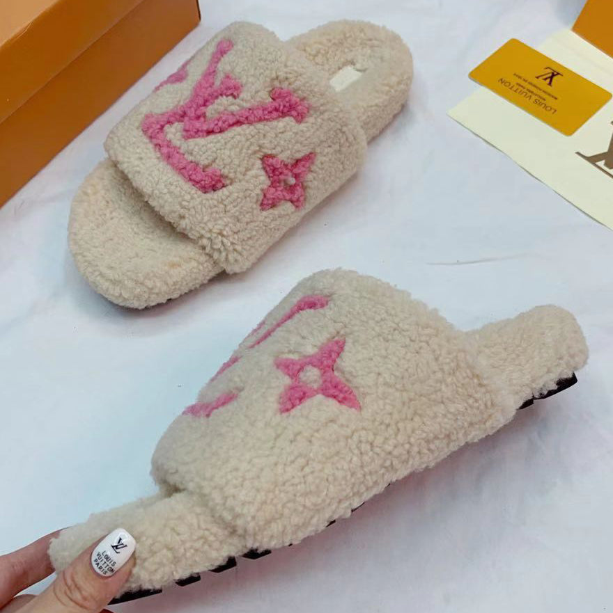 LV Louis Vuitton New Fashion Warm Wool Slippers