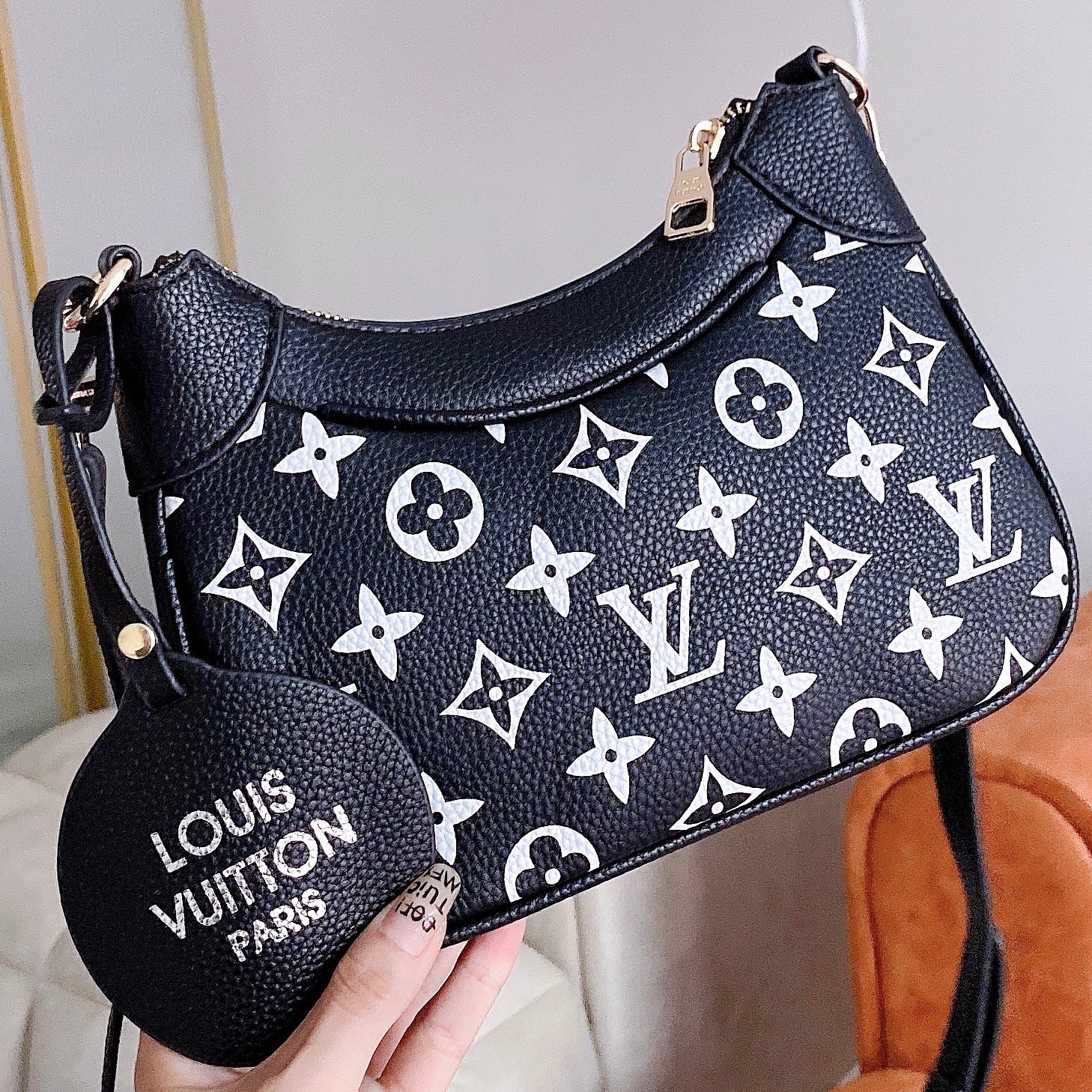 LV Louis Vuitton Fashion Women's Medieval Bag Shoulder Bag Crossbody Bag