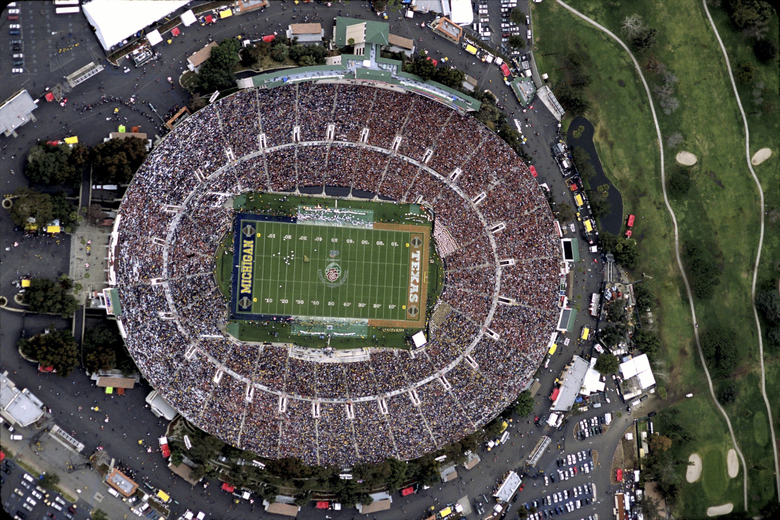 Aerial of the Rose Bowl Texas vs Michigan Neil Leifer Photography