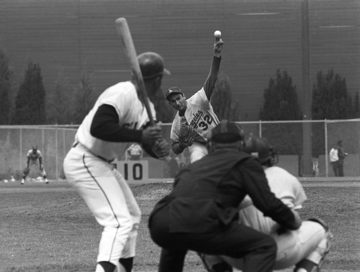 Willie Mays and the basket catch — excerpt from his upcoming book