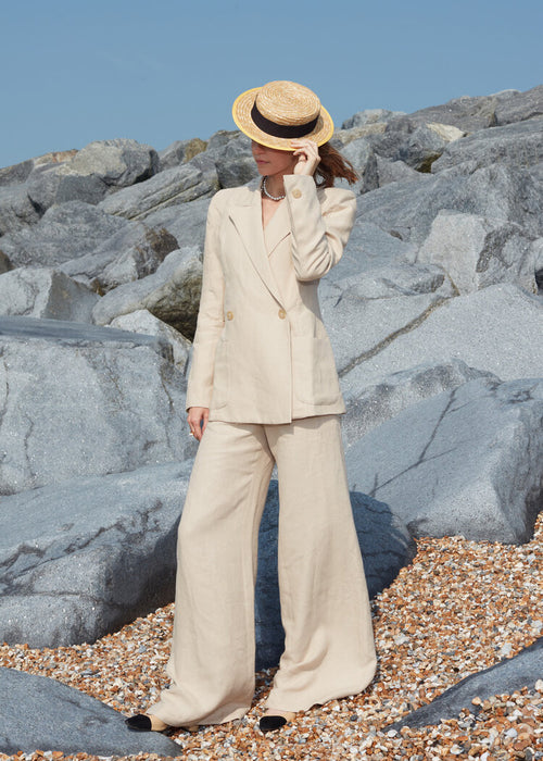 SS21_Lookbook_Page_04_Image_0001