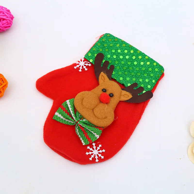 Festive Santa Hat Cutlery Holder for Christmas - Image 8