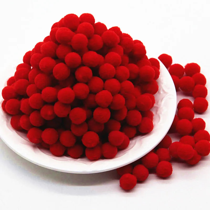 Festive DIY Pom Pom Balls for Christmas Crafts - Image 21