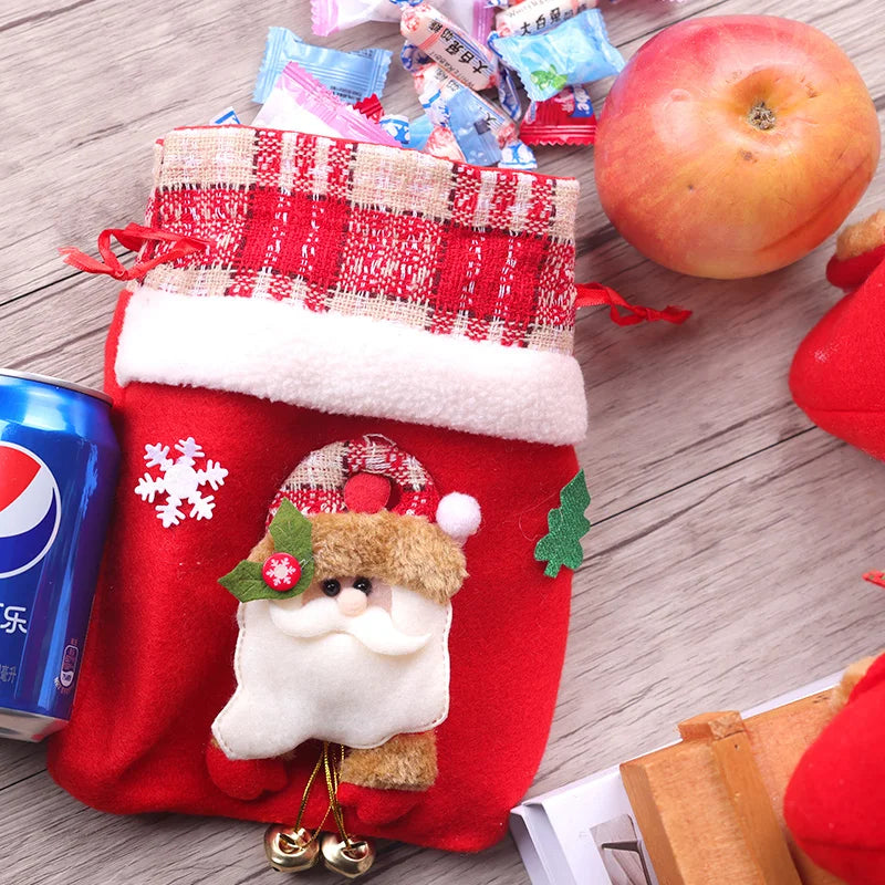 Festive Cartoon Santa & Snowman Christmas Gift Bags - Image 10