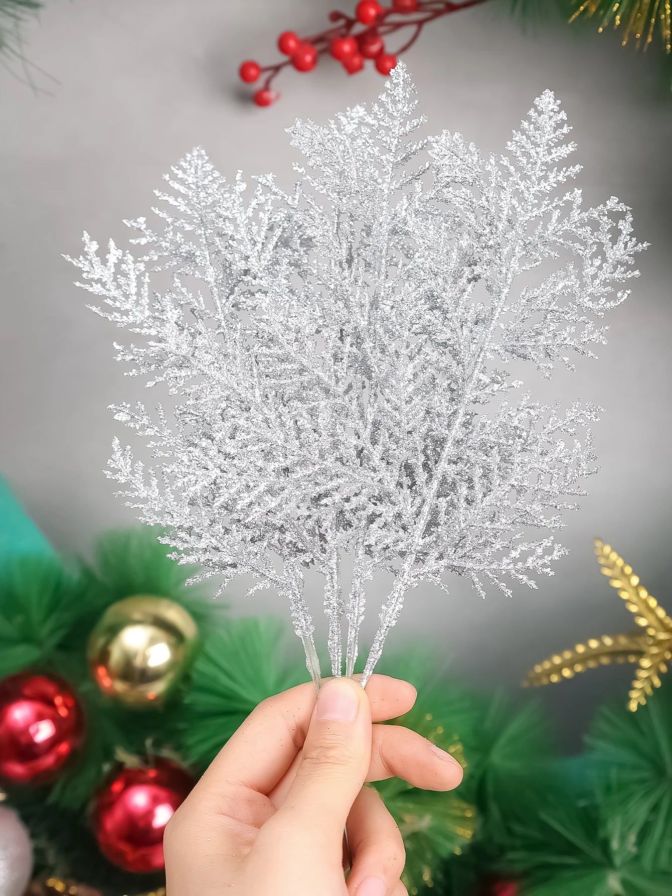 Glittering Gold & Silver Pine Leaves Garland - Image 26
