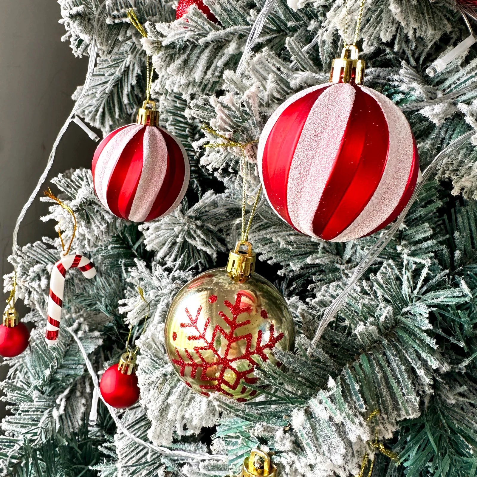 Large Golden Red Christmas Baubles for Festive Decor - Image 23