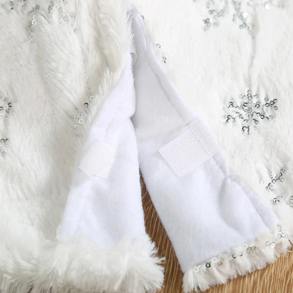 Festive White Faux Fur Christmas Tree Skirt - Image 16