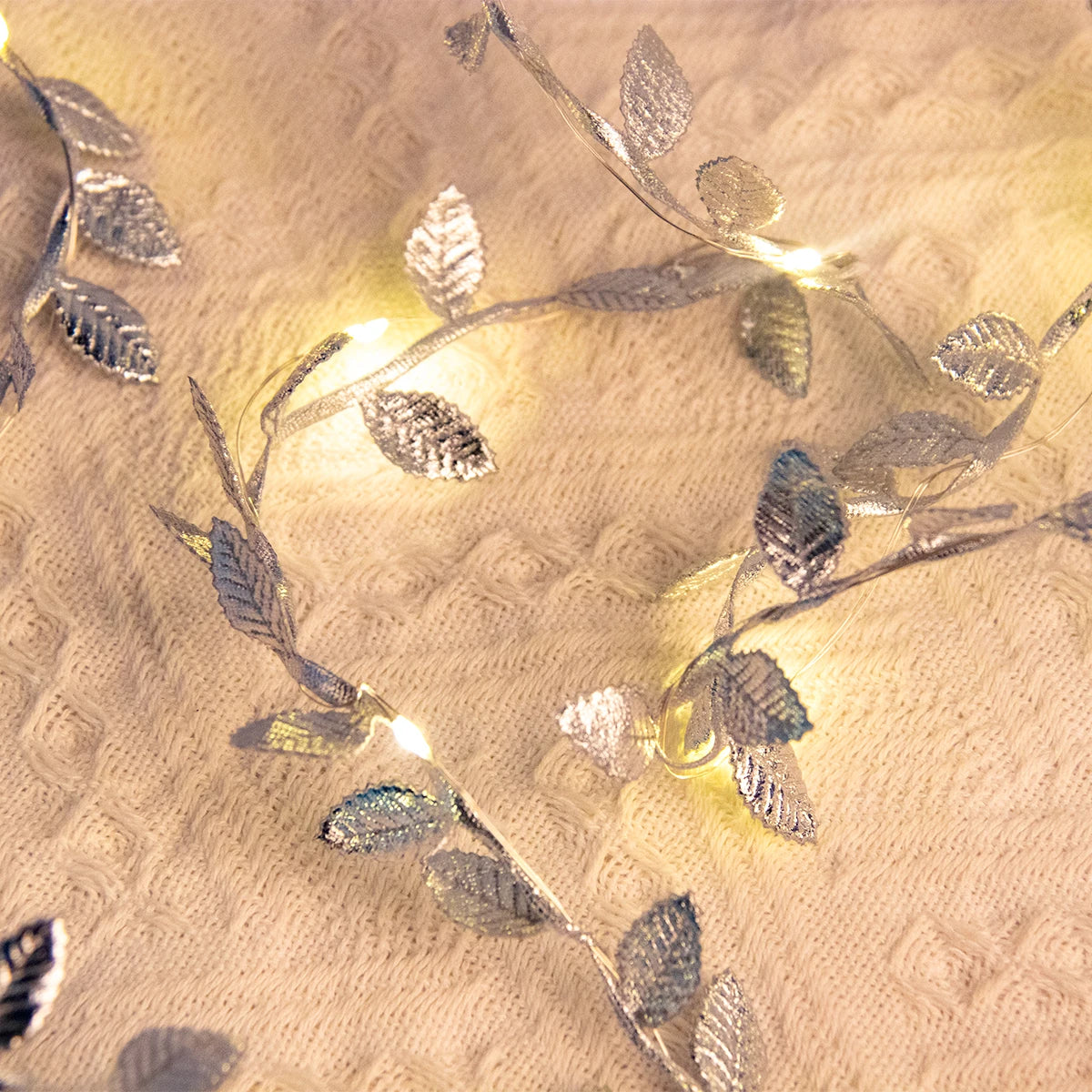 Magical Golden Leaves Fairy String Lights for Christmas - Image 6